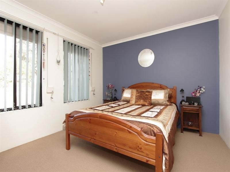 8 Toulon Lane, Ellenbrook WA 6069