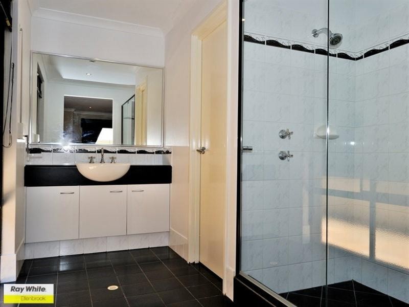 4 Balsam Mews, Aveley WA 6069