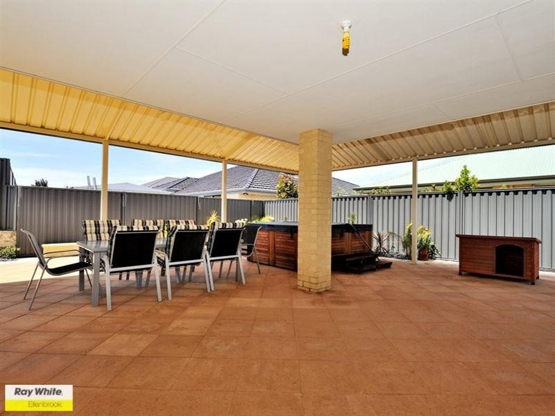 4 Balsam Mews, Aveley WA 6069