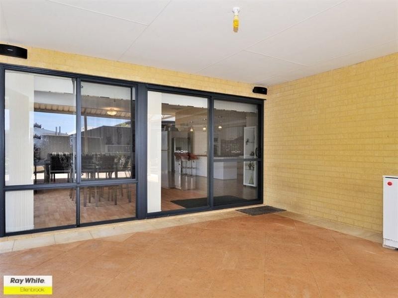 4 Balsam Mews, Aveley WA 6069