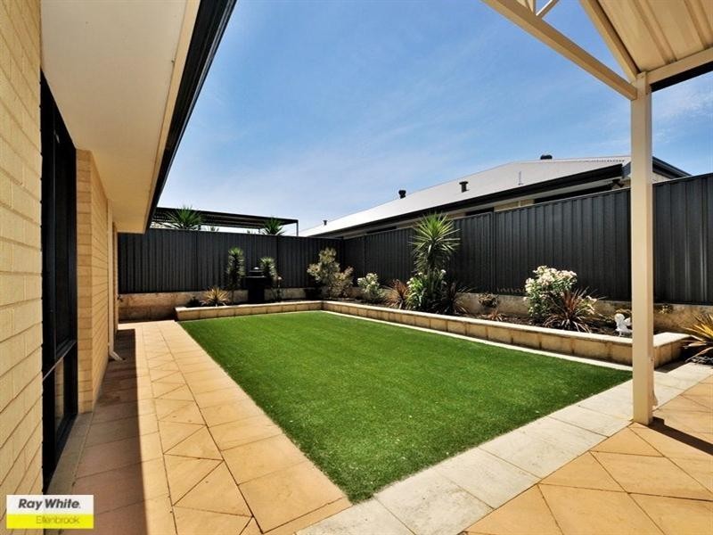 4 Balsam Mews, Aveley WA 6069