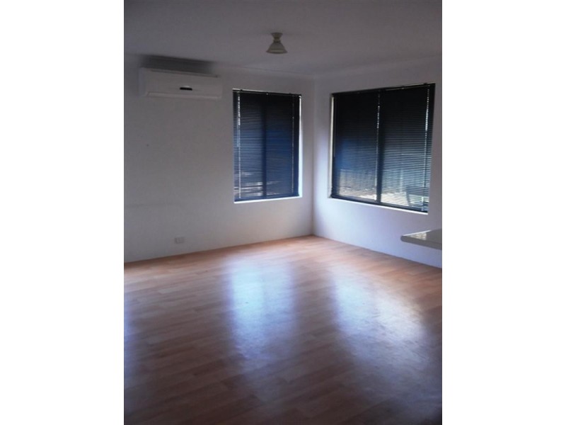 7 Brewster Circuit, Ellenbrook WA 6069