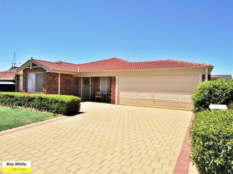 27 Eradu Ramble, Hocking WA 6065