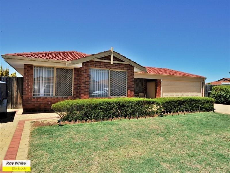 27 Eradu Ramble, Hocking WA 6065