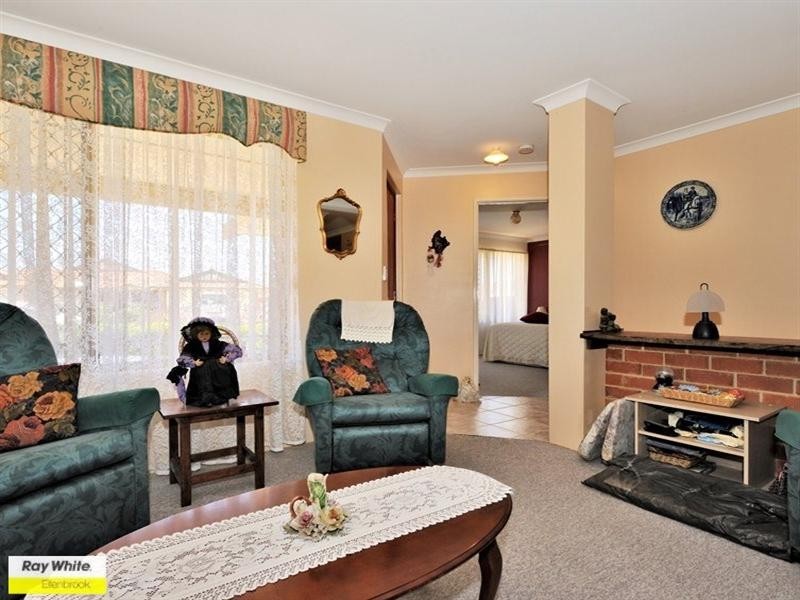 27 Eradu Ramble, Hocking WA 6065