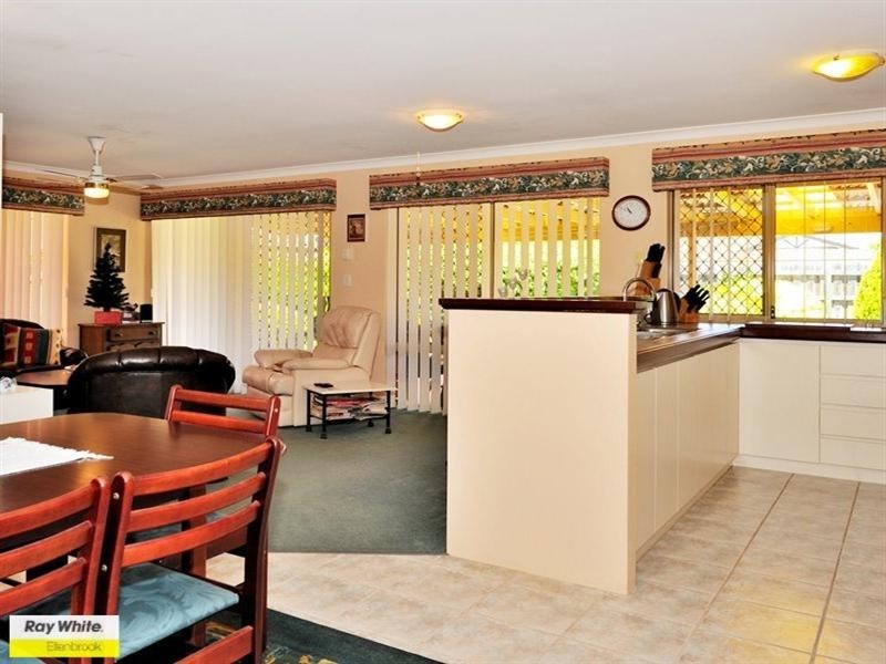 27 Eradu Ramble, Hocking WA 6065