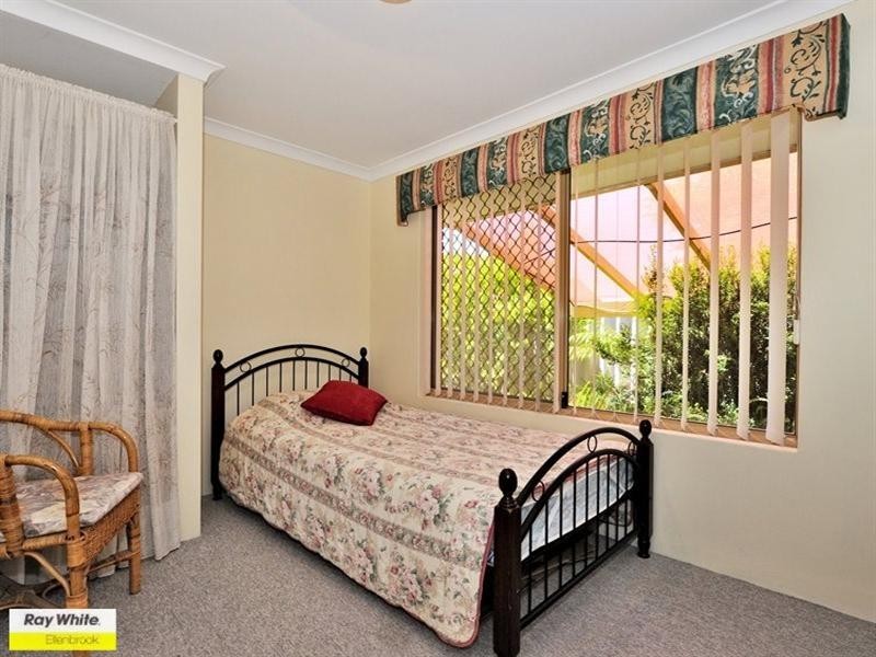 27 Eradu Ramble, Hocking WA 6065