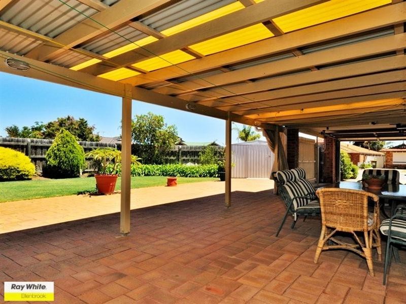 27 Eradu Ramble, Hocking WA 6065