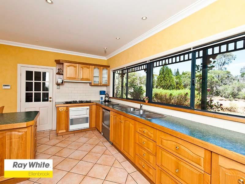 273 Vines Avenue, The Vines WA 6069