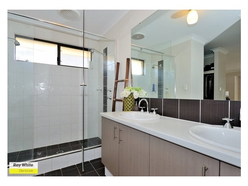 335 Millhouse Road, Aveley WA 6069