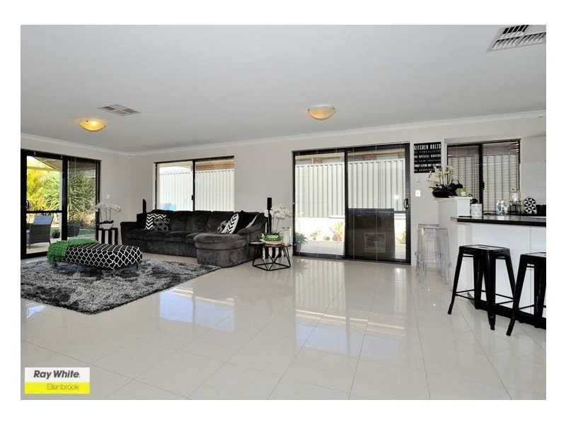 335 Millhouse Road, Aveley WA 6069