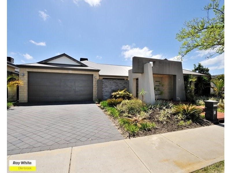 21 Dulegal Way, Aveley WA 6069
