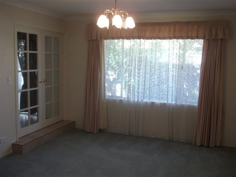 29 Midsummer Circle, Ellenbrook WA 6069
