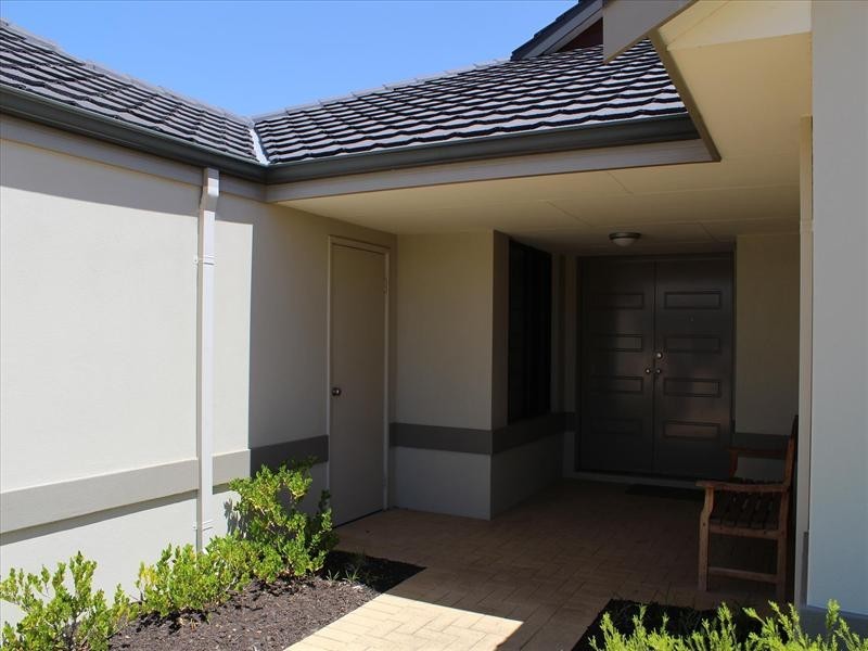 79 Fantail Crescent, Ellenbrook WA 6069