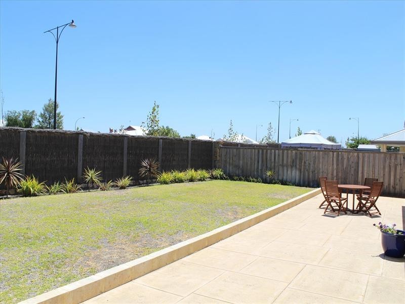 79 Fantail Crescent, Ellenbrook WA 6069