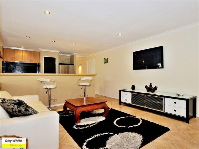 16 Bainbridge Mews, Currambine WA 6028