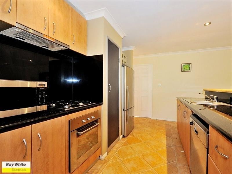 16 Bainbridge Mews, Currambine WA 6028