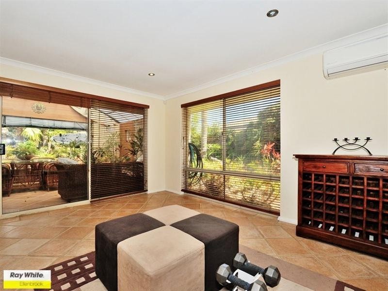 16 Bainbridge Mews, Currambine WA 6028