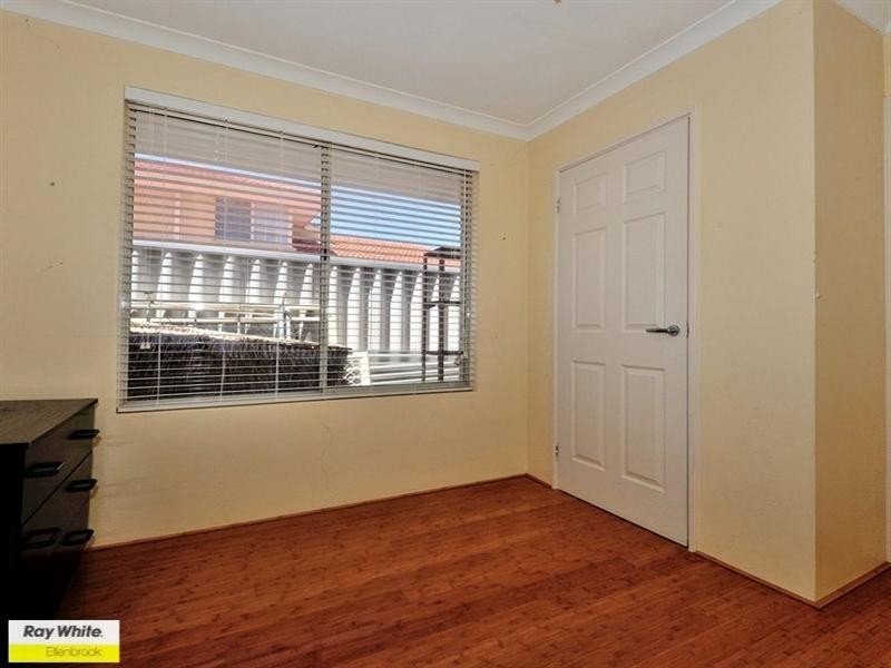 16 Bainbridge Mews, Currambine WA 6028