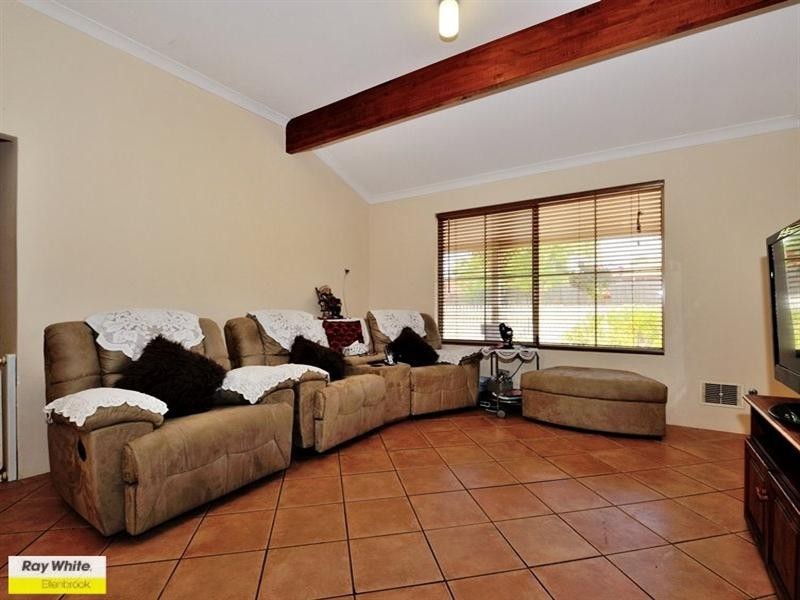 36 Parrotbush Crescent, Ellenbrook WA 6069