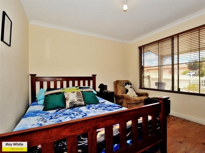 36 Parrotbush Crescent, Ellenbrook WA 6069