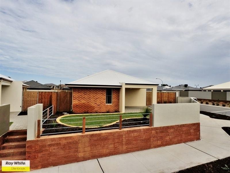 1/11 Castleferm Street, Ellenbrook WA 6069