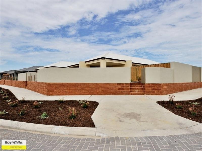 1/11 Castleferm Street, Ellenbrook WA 6069