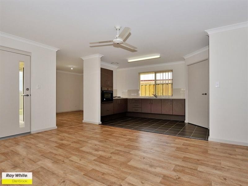 1/11 Castleferm Street, Ellenbrook WA 6069