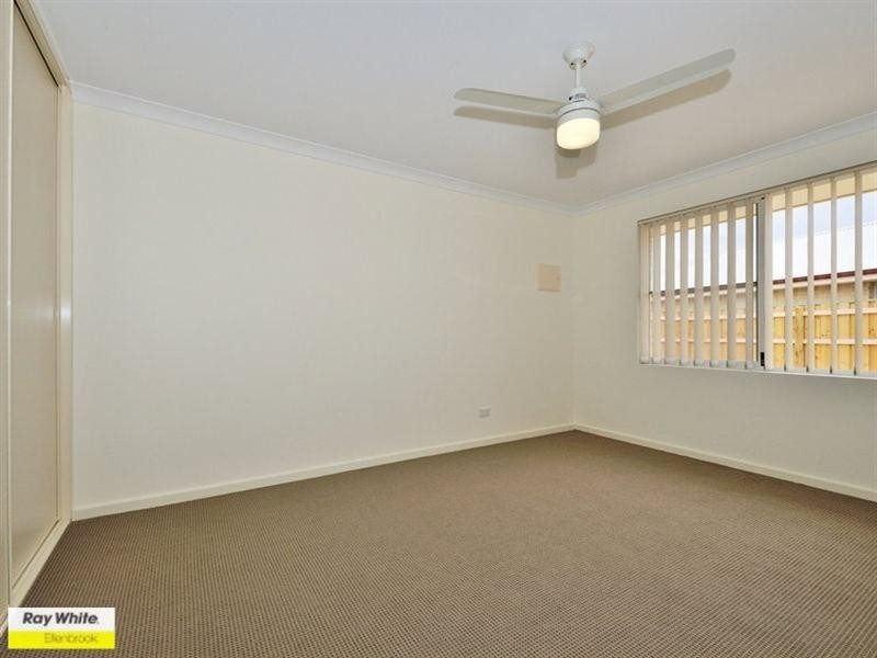2/11 Castlefern Street, Ellenbrook WA 6069