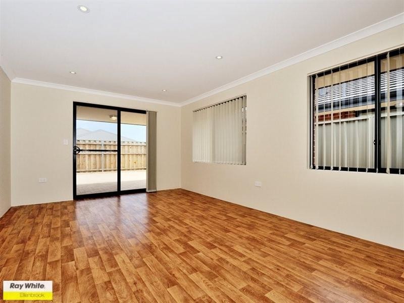 Unit 3/4 Tickner Parade, Ellenbrook WA 6069