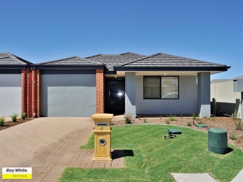 Unit 1/4 Tickner Parade, Ellenbrook WA 6069