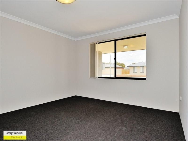 Unit 1/4 Tickner Parade, Ellenbrook WA 6069
