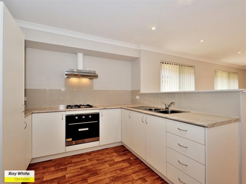 Unit 1/4 Tickner Parade, Ellenbrook WA 6069