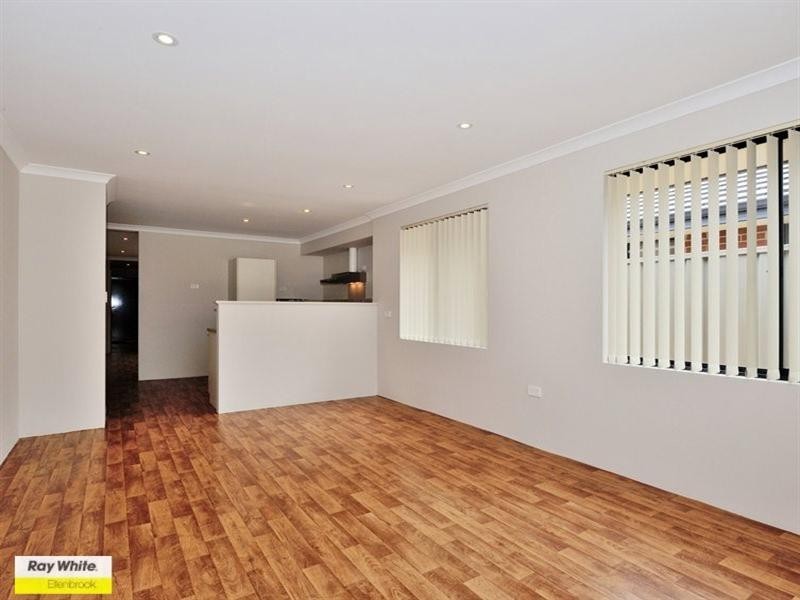 Unit 1/4 Tickner Parade, Ellenbrook WA 6069