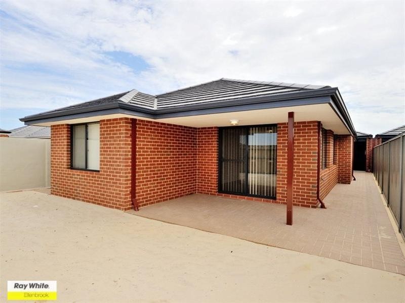 Unit 1/4 Tickner Parade, Ellenbrook WA 6069