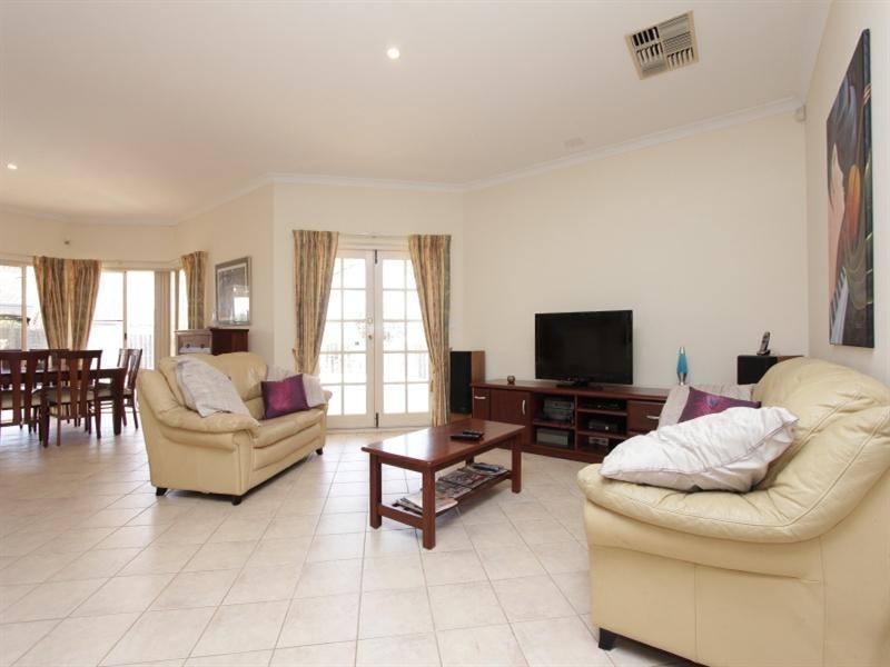 14 Dawnview Rise, Ellenbrook WA 6069