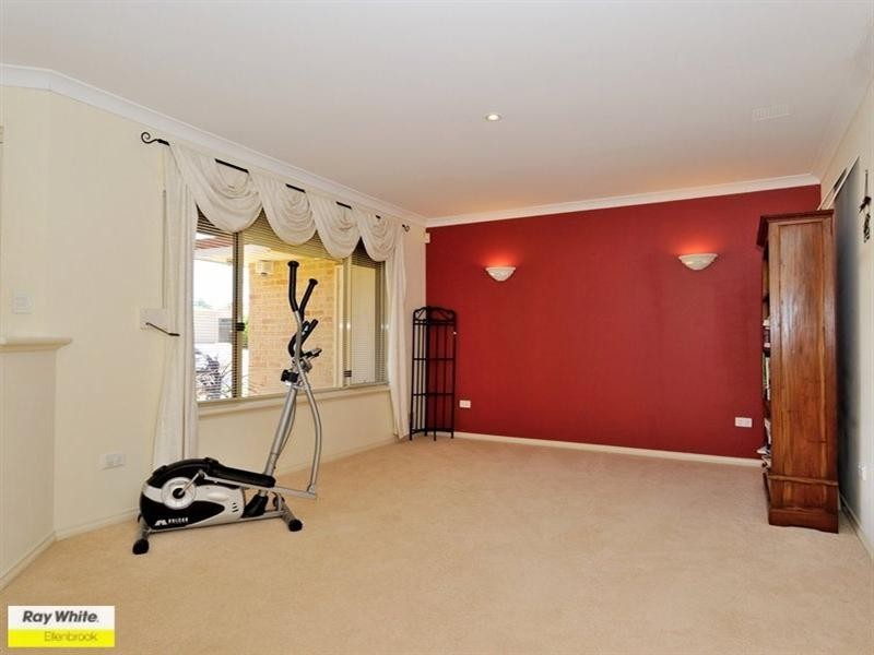 38 Bronzewing Avenue, Ellenbrook WA 6069