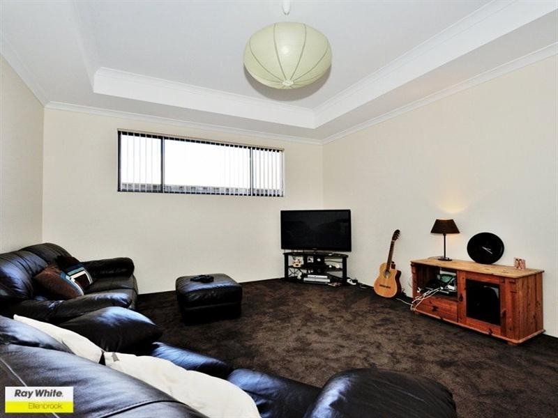 35 Birkett Circle, Ellenbrook WA 6069