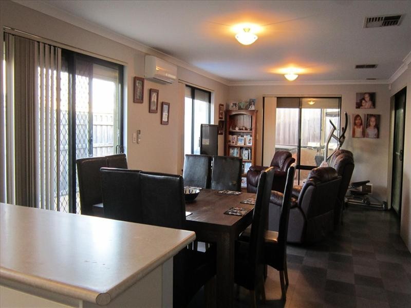 8 Fleetwood Link, Ellenbrook WA 6069