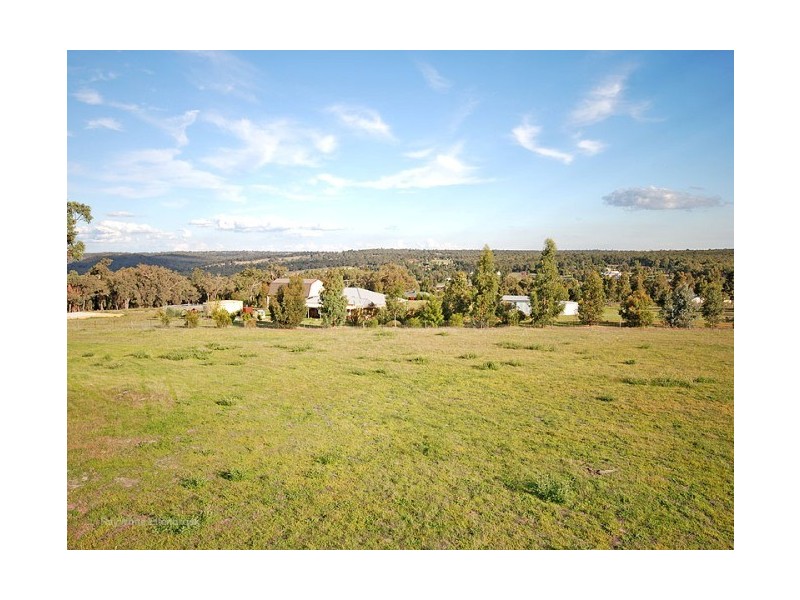 102 Ayrshire Loop, Lower Chittering WA 6084