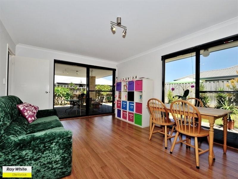 1 Ginnini Lane, Ellenbrook WA 6069