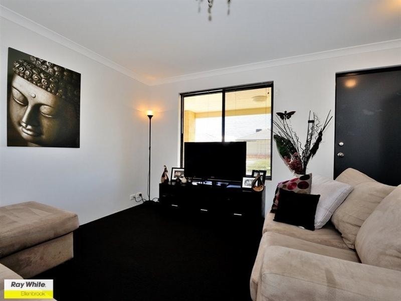 1 Ginnini Lane, Ellenbrook WA 6069