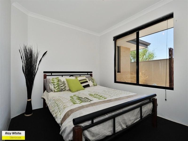 1 Ginnini Lane, Ellenbrook WA 6069