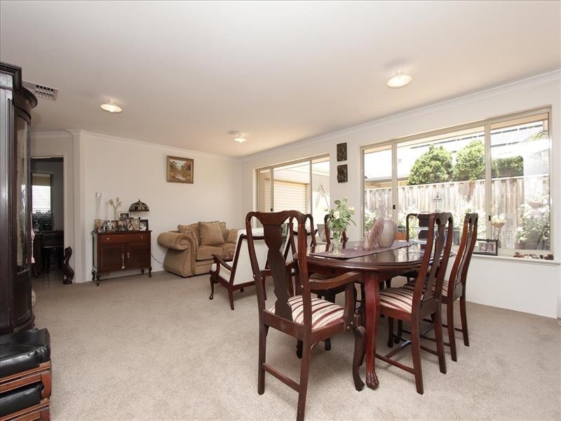 15 Kalinga Drive, Ellenbrook WA 6069