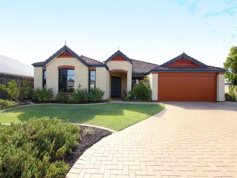 25 Farmaner Parkway, Ellenbrook WA 6069