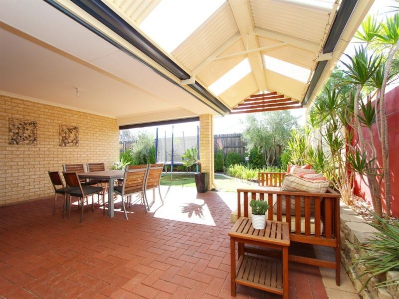 25 Farmaner Parkway, Ellenbrook WA 6069