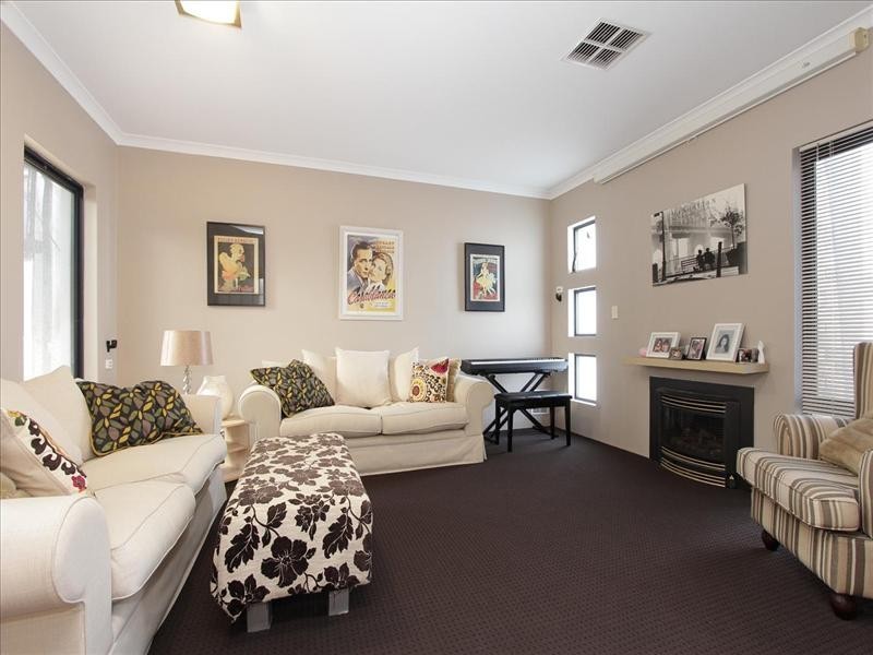 49 Birkett Circle, Ellenbrook WA 6069