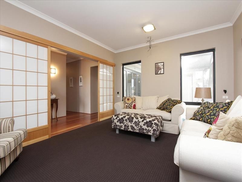 49 Birkett Circle, Ellenbrook WA 6069