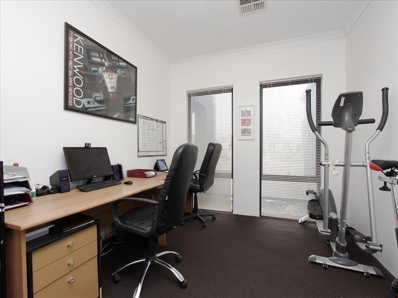 49 Birkett Circle, Ellenbrook WA 6069