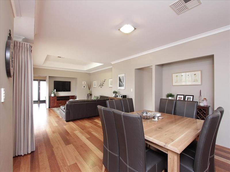 49 Birkett Circle, Ellenbrook WA 6069